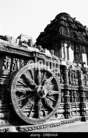 Chariot Wheel, Konark Sun Temple, Puri, Orissa, Odisha, Indien, 1977, alter Jahrgang 1900s Bild Stockfoto