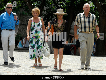 Catherine Zeta Jones ist eine britische Schauspielerin, verheiratet mit Michael Douglas. Urlaub in Valldemossa, Mallorca. Juli 2009. Stockfoto