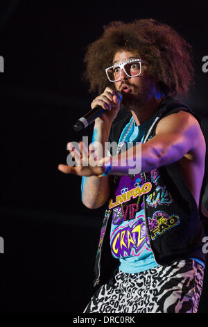 Redfoo von LMFAO, die live auf der Bühne beim Festival Optimus Alive - Tag1 am Passeio Maritimo Alges Lissabon, Portugal - 13.07.12 Stockfoto