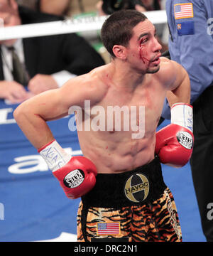 Danny Garcia Amir Khan vs Danny Garcia WBC/WBA Super Lightweight und vakanten Titel im Ring Magazine Junior Weltergewicht kämpfen im Mandalay Bay Events Center in Las Vegas, Nevada - 14.07.12 Stockfoto