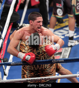 Danny Garcia Amir Khan vs Danny Garcia WBC/WBA Super Lightweight und vakanten Titel im Ring Magazine Junior Weltergewicht kämpfen im Mandalay Bay Events Center in Las Vegas, Nevada - 14.07.12 Stockfoto