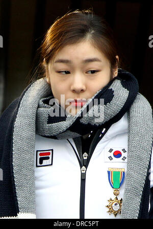 Seoul, Südkorea. 23. Januar 2014. Südkoreanische Eiskunstläuferin Kim Yuna besucht die Eröffnungszeremonie für die kommende Sotschi 2014 Olympische Winterspiele in Seoul, Südkorea, 23. Januar 2014. Bildnachweis: Park Jin-Hee/Xinhua/Alamy Live-Nachrichten Stockfoto