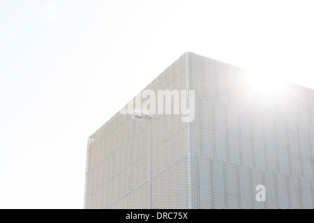 Sonne über moderne Gebäude Stockfoto