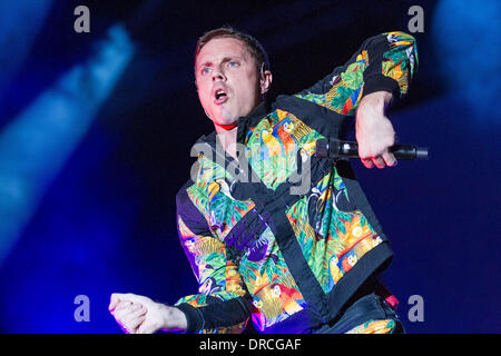 Jake Shears von den Scissor Sisters, die live in Cascais-Musik-Festival in Hipodromo Manuel Possolo. Cascais, Portugal - 17.07.12 Stockfoto