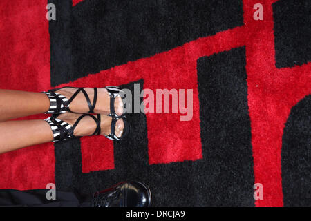 LOS ANGELES - 17 JUL: Ashley Tisdale kommt bei der "Step Up Revolution" Premiere bei Graumans Chinese Theater auf 17. Juli 2012 in Los Angeles, CA Stockfoto