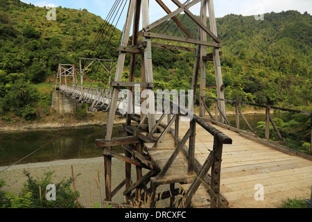 Tauranga Brücke, Waioeka Gorge Scenic Reserve und Fluss, State Highway 2, East Cape Area, Nordinsel, Neuseeland Stockfoto