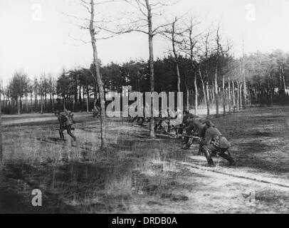 Deutsche Soldaten angreifen WWI Stockfoto