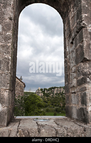 Gorges de l'Ardeche vom Turm, Balazuc, Rhone-Alpes, Frankreich Stockfoto