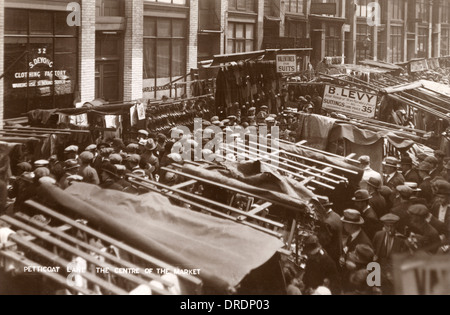 Petticoat Lane, London - Zentrum des Marktes Stockfoto