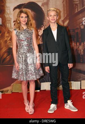 Schauspielerin Sophie Nelisse und Schauspieler Nico Liersch bei der Premiere des Films "The Book Thief" am 23. Januar 2014 im Zoo-Palast, Berlin. Stockfoto