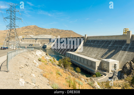 Grand Coulee Dam, am Columbia River, Washington State, USA.  Von der Westseite gesehen. Stockfoto