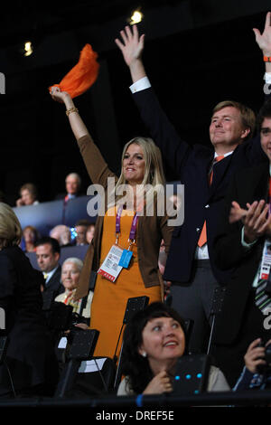 Prinzessin Maxima der Niederlande und Kronprinz Willem-Alexander, bei der feierlichen Eröffnung der London 2012 Olympische Spiele im Olympiastadion London, England - 27.07.12 Stockfoto