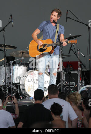 Canaan-Smith, die live während der "In Ihren Händen" tour im Cruzan Amphitheater West Palm Beach, Florida - 29.07.12 Stockfoto