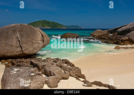 Malerische Bucht auf den Similan Inseln, Mu Ko Similan National Park, Thailand Stockfoto