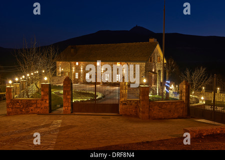 Nachtaufnahme Hotel Deutsch Mühle Bolnisi, Kvemo Kartli, Georgien Stockfoto