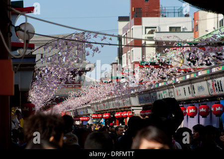 Ginza Shopping Masse Stockfoto