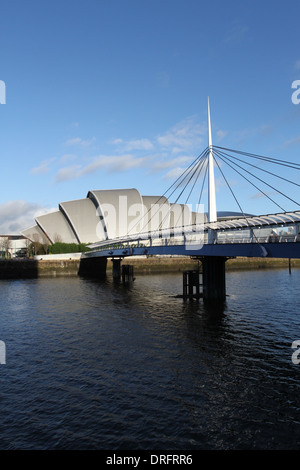 Bells Brücke und Armadillo-Clyde Auditorium-Glasgow Schottland Januar 2014 Stockfoto