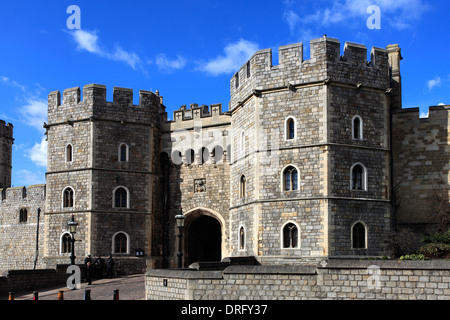 Außenansicht des Windsor Castle Windsor Stadt, Royal Berkshire County, England, UK Stockfoto