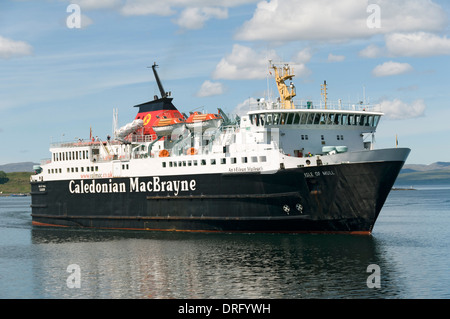 Caledonian MacBrayne Fähre, die "Isle of Mull", in Oban Bay, Oban, Hochlandregion, Schottland, Großbritannien Stockfoto