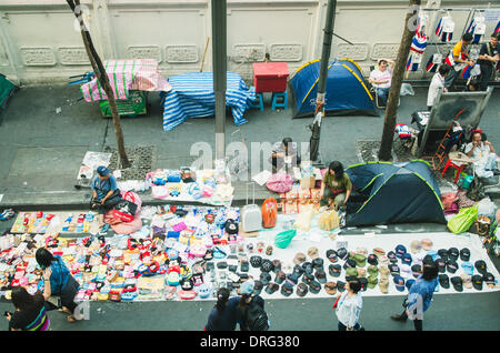 Bangkok, Thailand. 25. Januar 2014. Demonstranten versammeln sich im Einkaufszentrum in der Nähe von Bangkok Ratchaprasong Kreuzung. Bildnachweis: Kmt rf/Alamy Live-Nachrichten Stockfoto