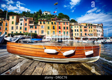 Boot am Ufer, Portofino, Ligurien, Italien Stockfoto