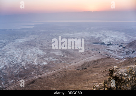 Festung Masada und Totes Meer Sonnenaufgang in Israel Judäische Wüste, Nahost Stockfoto