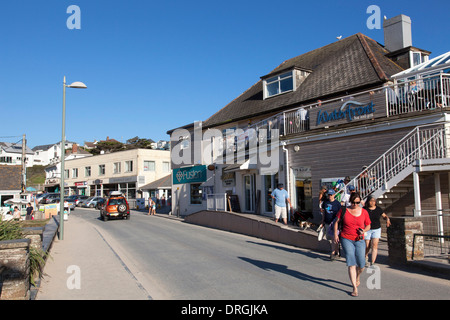 Der Waterfront Bar in Polzeath, Cornwall, England Vereinigtes Königreich Stockfoto