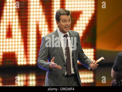 Karlsruhe, Deutschland. 25. Januar 2014. Moderator Markus Lanz beherbergt die Germen TV-Spielshow "Wetten, dass..?" (lit.) möchte darauf wetten, dass.?) im deutschen öffentlich-rechtlichen Fernsehen ZDF in Karlsruhe, Deutschland, 25. Januar 2014. Foto: Uli Deck/Dpa/Alamy Live News Stockfoto