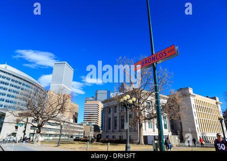 Denver, Colorado, USA. 26. Januar 2014.  Bannock-Straße umbenannt Broncos Blvd während der Woche vor dem Super Bowl. Bildnachweis: Ed Endicott/Alamy Live-Nachrichten Stockfoto