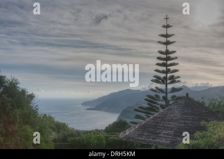 Blick aus Meer von oben Povoacao, Insel Sao Miguel, Azoren Stockfoto