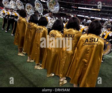 Atlanta, Georgia, USA. 25. Januar 2014. Die mächtigen marschieren Hornets aus Alabama State University führen in der 12. jährliche Honda Schlacht von den Bands Invitational Showcase im Georgia Dome. Die jährlichen spektakuläre bietet eine nationale Bühne, um die unterschiedlichen Effekthascherei historisch Black College und Universität (HBCU) marching Bands zu markieren. Jeder der acht eingeladenen HBCU erhielt 20 Tausend US-Dollar von Honda für ihre Musik-Bildungsprogramme, plus eine All-inclusive Reise nach Atlanta für die Invitational Vitrine. Bildnachweis: Brian Cahn/ZUMAPRESS.com/Alamy Live-Nachrichten Stockfoto