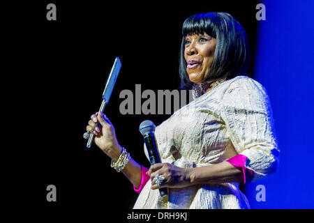 Detroit, Michigan, USA. 26. Januar 2014. Legendäre Soul-Sängerin PATTI LABELLE erklingt in der MotorCity Casino Resonanzboden in Detroit, MI am 26. Januar 2014 Credit: Marc Nader/ZUMA Wire/ZUMAPRESS.com/Alamy Live News Stockfoto