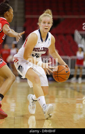 Fresno, CS, USA. 25. Januar 2014. 25. Januar 2014 gewonnen Fresno, CA - Fresno State Guard Natascha Hartvich im Spiel zwischen der Universität von Nevada-Las Vegas-Runnin'-Rebellen und der Fresno State Bulldogs im Save Mart Center in Fresno State Fresno, CA. 70 bis 52. © Csm/Alamy Live-Nachrichten Stockfoto