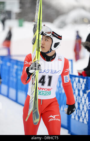 Sapporo, Hokkaido, Japan. 24. Januar 2014. Reruhi Shimizu (JPN) Skispringen: FIS Skisprung Welt Cup offizielles Training im Stadium der Okurayama springen in Sapporo, Hokkaido, Japan. © Hitoshi Mochizuki/AFLO/Alamy Live-Nachrichten Stockfoto