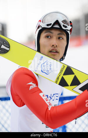 Sapporo, Hokkaido, Japan. 24. Januar 2014. Reruhi Shimizu (JPN) Skispringen: FIS Skisprung Welt Cup offizielles Training im Stadium der Okurayama springen in Sapporo, Hokkaido, Japan. © Hitoshi Mochizuki/AFLO/Alamy Live-Nachrichten Stockfoto