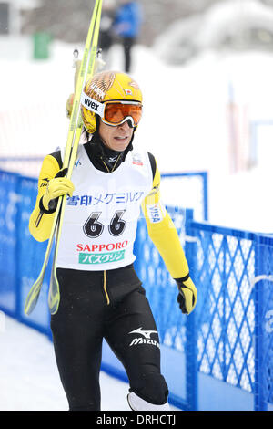 Sapporo, Hokkaido, Japan. 24. Januar 2014. Noriaki Kasai (JPN) Skispringen: FIS Skisprung Welt Cup offizielles Training im Stadium der Okurayama springen in Sapporo, Hokkaido, Japan. © Hitoshi Mochizuki/AFLO/Alamy Live-Nachrichten Stockfoto