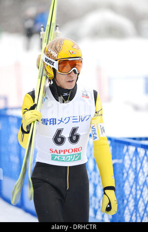 Sapporo, Hokkaido, Japan. 24. Januar 2014. Noriaki Kasai (JPN) Skispringen: FIS Skisprung Welt Cup offizielles Training im Stadium der Okurayama springen in Sapporo, Hokkaido, Japan. © Hitoshi Mochizuki/AFLO/Alamy Live-Nachrichten Stockfoto