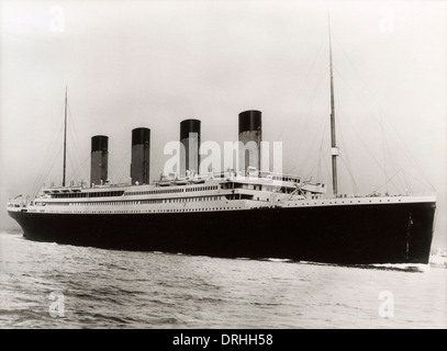 RMS Titanic am Meer Stockfoto