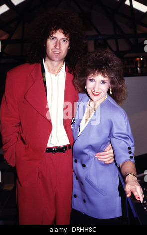 Queen es Brian May mit Partner ca. 1995 Stockfoto