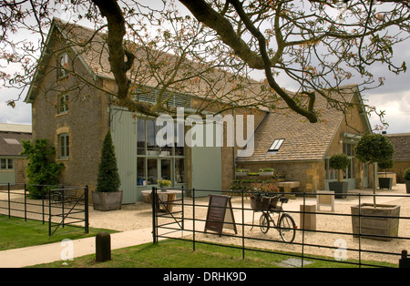 Daylesford Organic farmshop Gloucestershire, Shops, Shopping Mall und Cafe. Oft die Harrod's der Cotswolds bezeichnet. Eine im Vereinigten Königreich Stockfoto