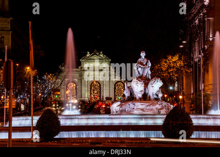 Cibeles-Brunnen am Plaza de Cibeles in Madrid Stockfoto