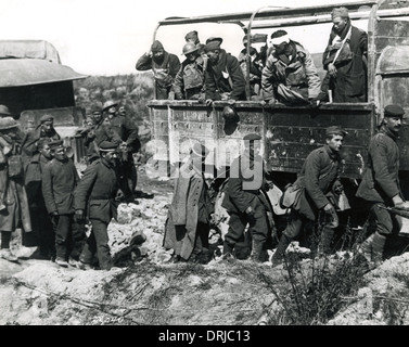 Amerikanische verwundete und deutschen Kriegsgefangenen, Argonne, Frankreich, WW1 Stockfoto
