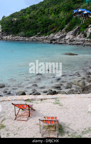 Morgen am sandigen Strand von Ao Leuk in Insel Koh Tao, Thailand Stockfoto