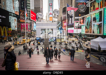 Fox Sports ausgestrahlt Hauptsitz mitten auf dem Times Square am Super Bowl Boulevard in New York Stockfoto