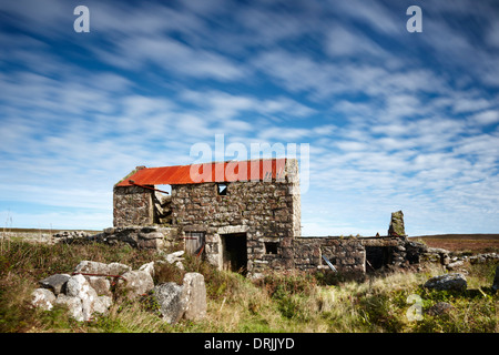 Verfallenes landwirtschaftliches Gebäude auf die West Penwith Moors Nr Bosullow und Männer-An-Tol Stockfoto