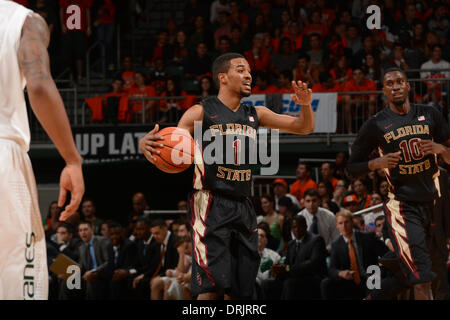 Coral Gables, FL, USA. 15. Januar 2014. Devon Bookert #1 der Florida State University in Aktion während der NCAA Basketball-Spiel zwischen den Miami Hurricanes und die Florida State Seminolen im Bank United Center in Coral Gables, FL. Die Seminolen besiegte die Hurricanes 63-53. © Csm/Alamy Live-Nachrichten Stockfoto