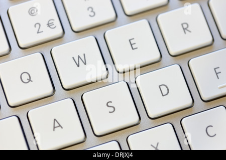 QWERTY ist eine bestimmte Schreibmaschine oder Computer Tastatur Layout, die häufig in einigen Englisch-sprachigen Ländern verwendet. Stockfoto