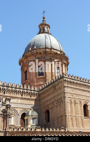 Kuppel der Kathedrale Vergine Maria Santissima Assunta in Cielo, Palermo - Italien Stockfoto