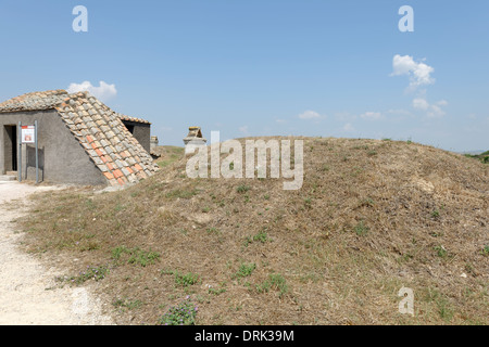 Externe Anzeigen Grab Leonesse stammt von 520 v. Chr. etruskischen Monterozzi Nekropole in Tarquinia Italien machte sich Stockfoto