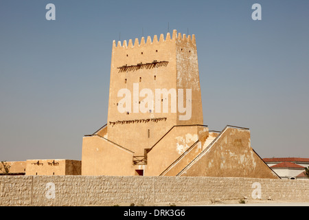 Der historische Barzan Tower in Doha, Katar, Nahost Stockfoto